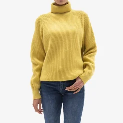 Brass Lamb'S Wool Turtleneck Sweater
